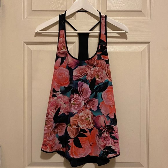Lululemon Secret Garden Tanktop - Picture 3 of 5